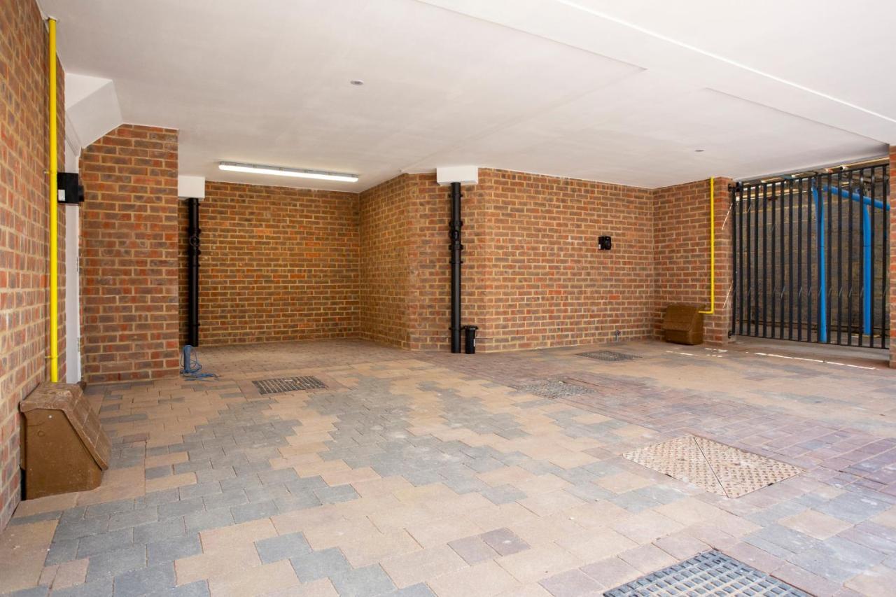 الشقق الفندقية وايتستابلفي  Leggetts Lane المظهر الخارجي الصورة